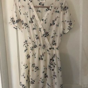 Sienna Sky size medium dress